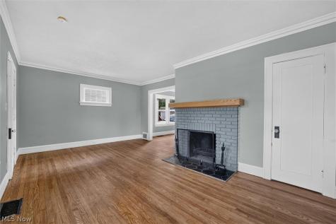 2017 Goodnor Road Cleveland Heights OH 44118