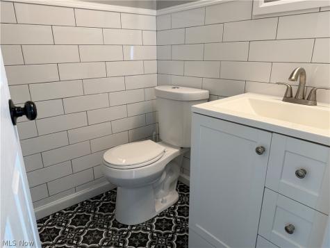 421 Tollis Broadview Heights OH 44147
