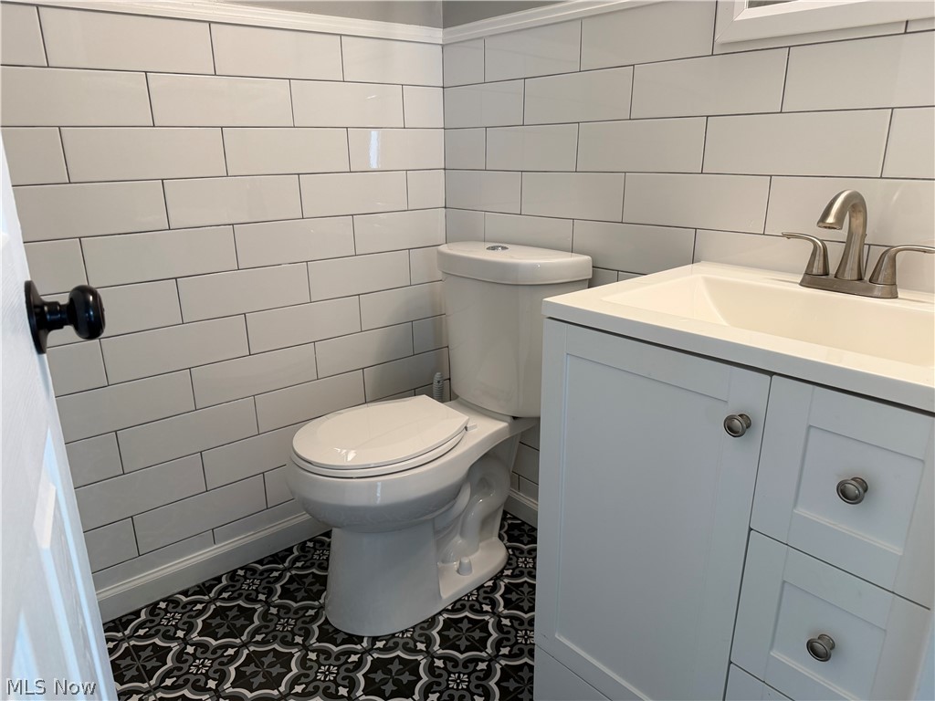 421 Tollis Broadview Heights OH 44147