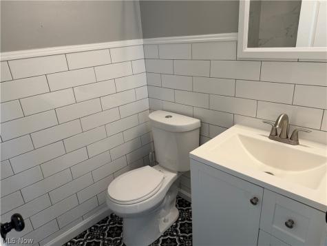 421 Tollis Broadview Heights OH 44147