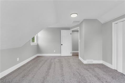 1083 Eastlake Drive Eastlake OH 44095