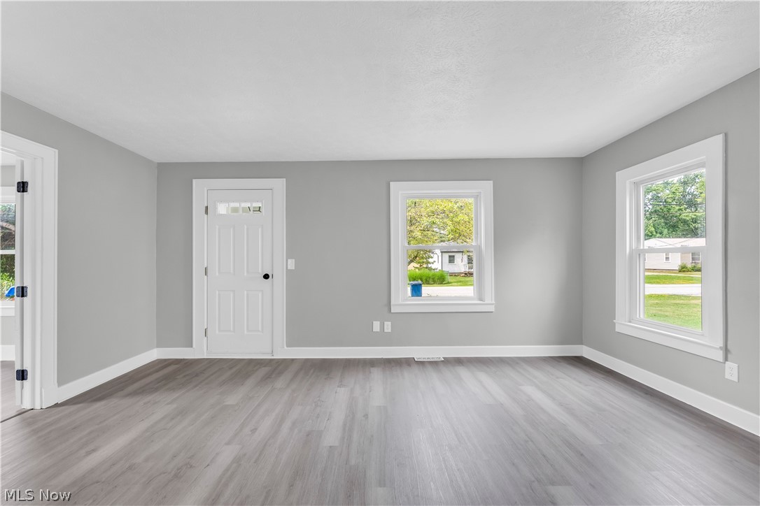 1083 Eastlake Drive Eastlake OH 44095