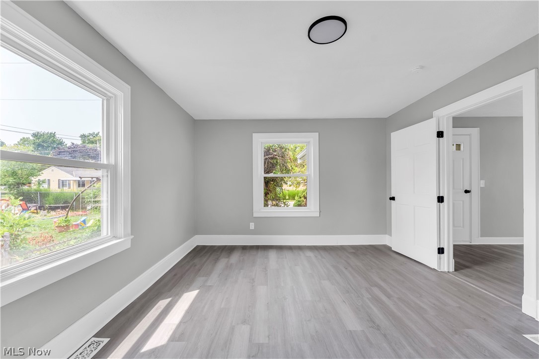 1083 Eastlake Drive Eastlake OH 44095