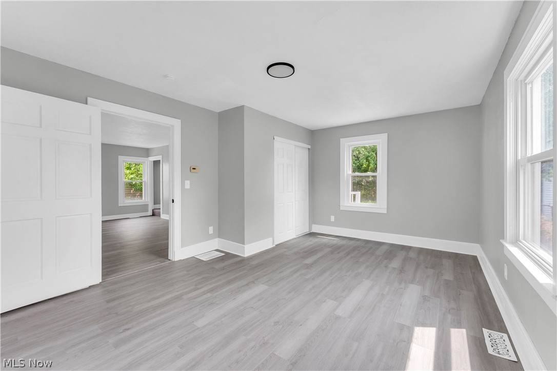 1083 Eastlake Drive Eastlake OH 44095