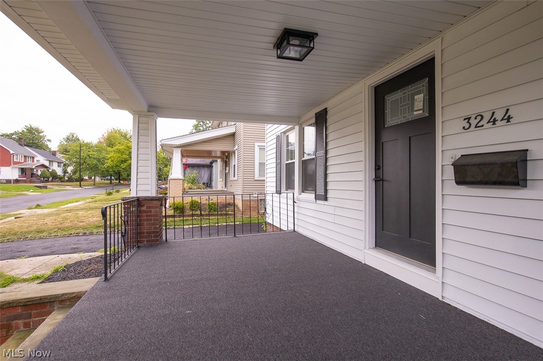 3244 Redwood Road Cleveland Heights OH 44118