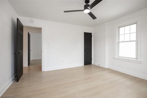 3244 Redwood Road Cleveland Heights OH 44118