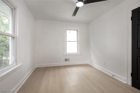 3244 Redwood Road Cleveland Heights OH 44118