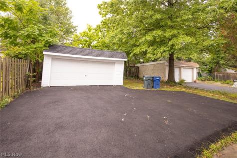 3244 Redwood Road Cleveland Heights OH 44118