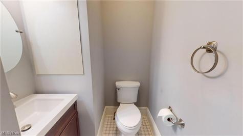 31 E Case Drive Hudson OH 44236