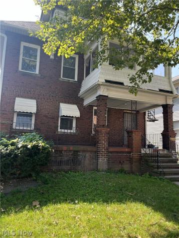 15340 Yorick Avenue Cleveland OH 44110