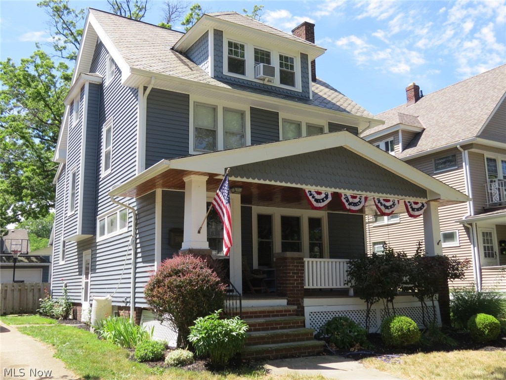 17469 Norton Avenue Lakewood OH 44107