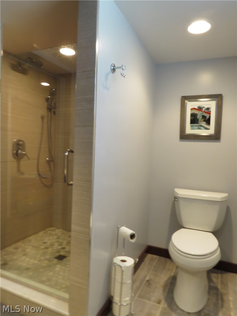 17469 Norton Avenue Lakewood OH 44107