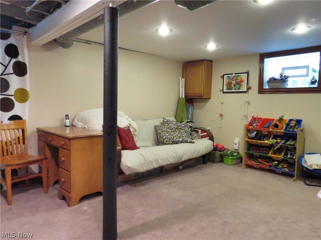 17469 Norton Avenue Lakewood OH 44107