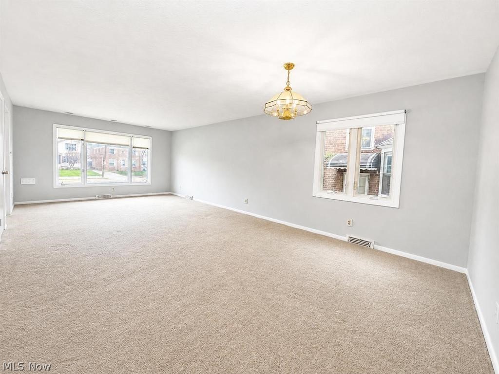 13630 Cedar Road University Heights OH 44118