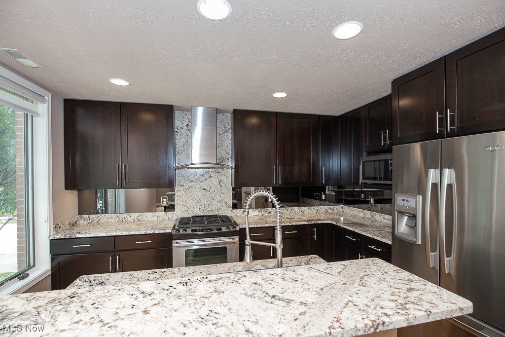 1409 Lindazzo Avenue Cleveland OH 44114