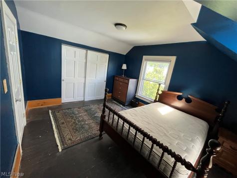 6914 Wakefield Avenue Cleveland OH 44102