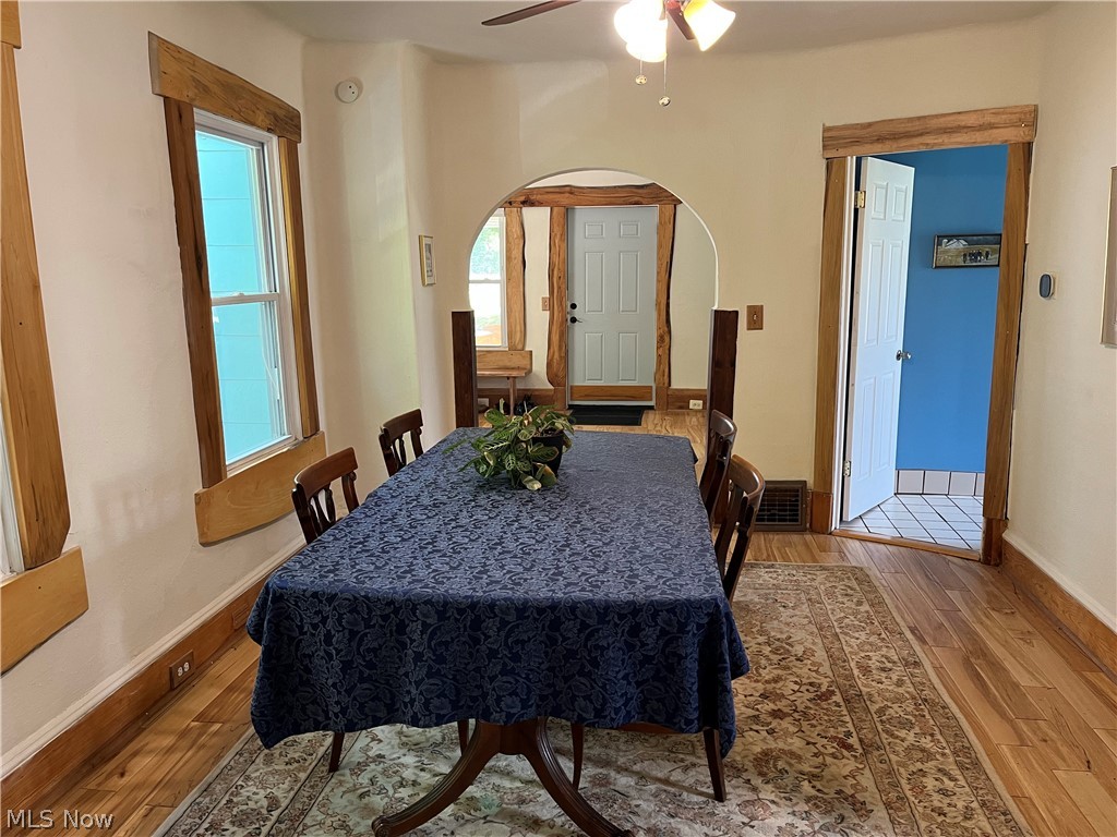 6914 Wakefield Avenue Cleveland OH 44102