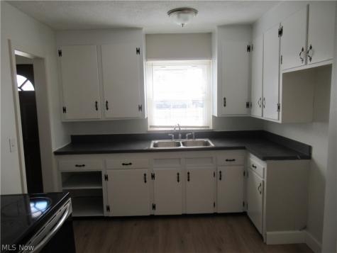 29107 Fuller Avenue Wickliffe OH 44092