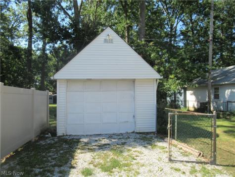 29107 Fuller Avenue Wickliffe OH 44092