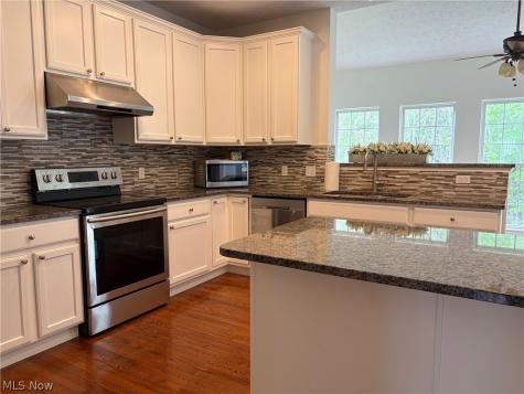 4582 Devereux Drive Copley OH 44321