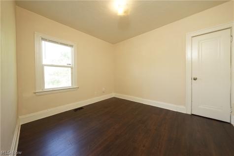 12506 Corlett Avenue Cleveland OH 44105