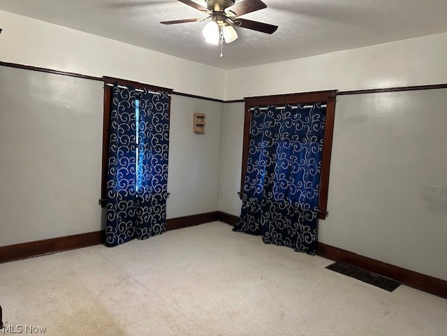 127 Oxford Street Campbell OH 44405