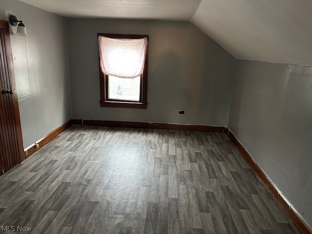 127 Oxford Street Campbell OH 44405