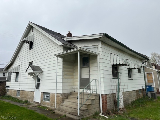 127 Oxford Street Campbell OH 44405