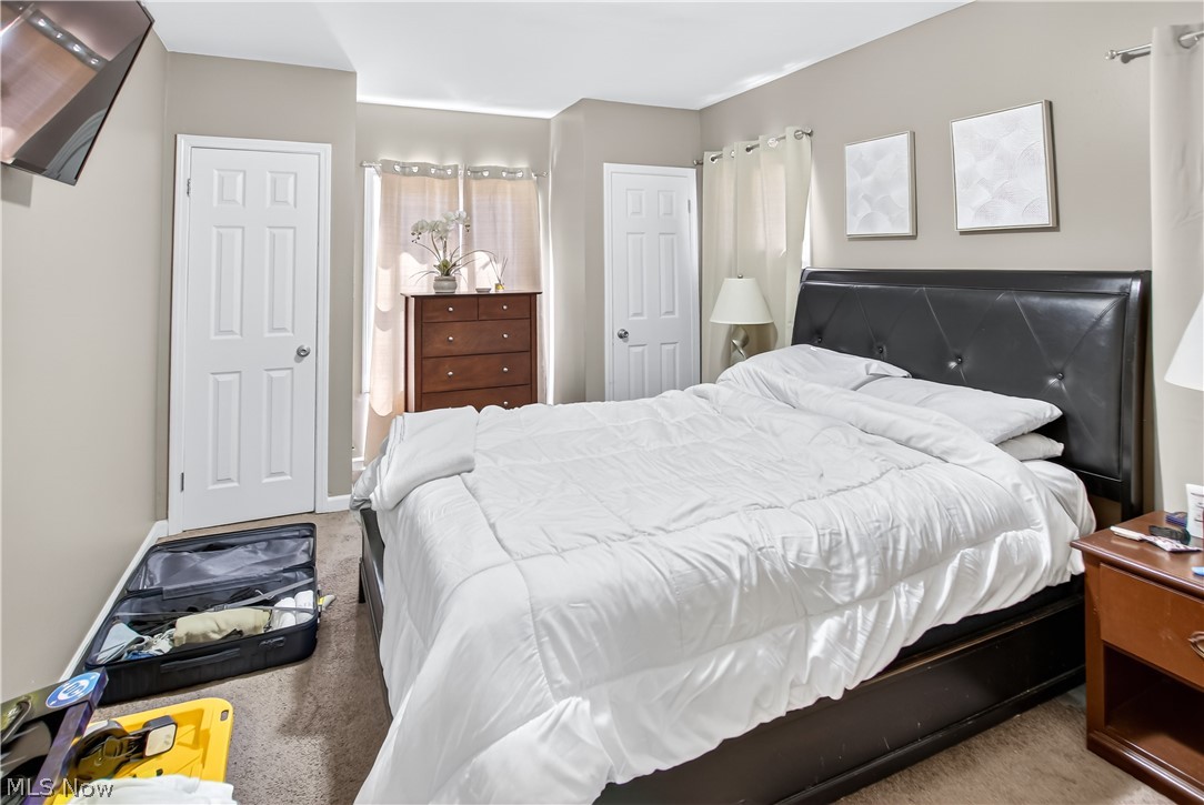 10903 Parkhurst Drive Cleveland OH 44111