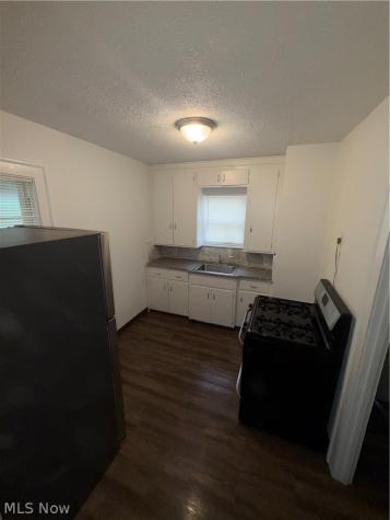 1446 E 174th Street Cleveland OH 44110