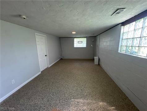 4173 Cambridge Avenue Lorain OH 44053