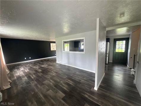 4173 Cambridge Avenue Lorain OH 44053