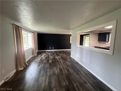 4173 Cambridge Avenue Lorain OH 44053