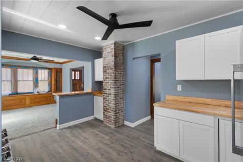 1432 Broad Boulevard Cuyahoga Falls OH 44221
