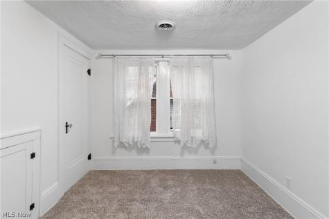 1432 Broad Boulevard Cuyahoga Falls OH 44221