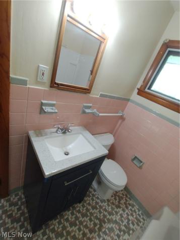 323 Marmion Avenue Youngstown OH 44507