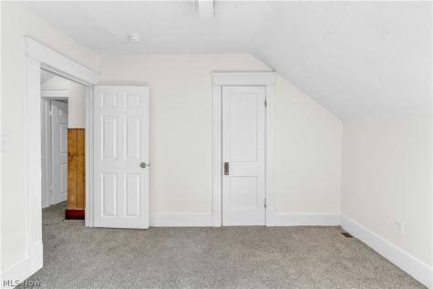 1753 E 30th Street Lorain OH 44055