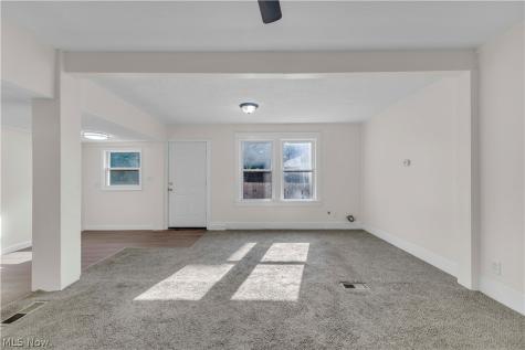 1753 E 30th Street Lorain OH 44055