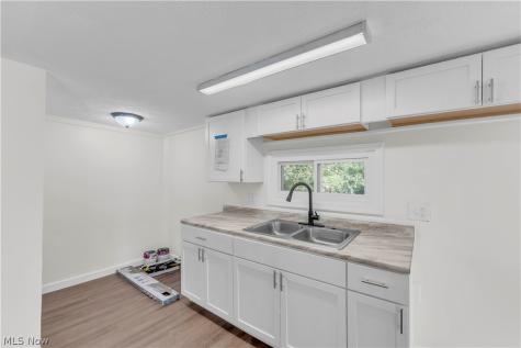 1753 E 30th Street Lorain OH 44055