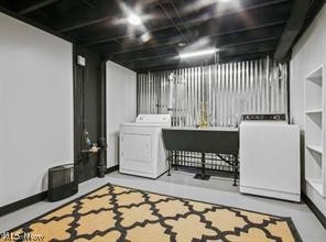 465 W Omar Street Struthers OH 44471