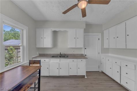 399 Madison Avenue Akron OH 44320