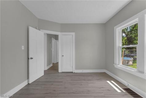 399 Madison Avenue Akron OH 44320
