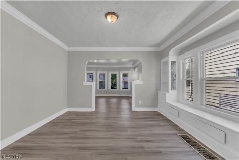 399 Madison Avenue Akron OH 44320