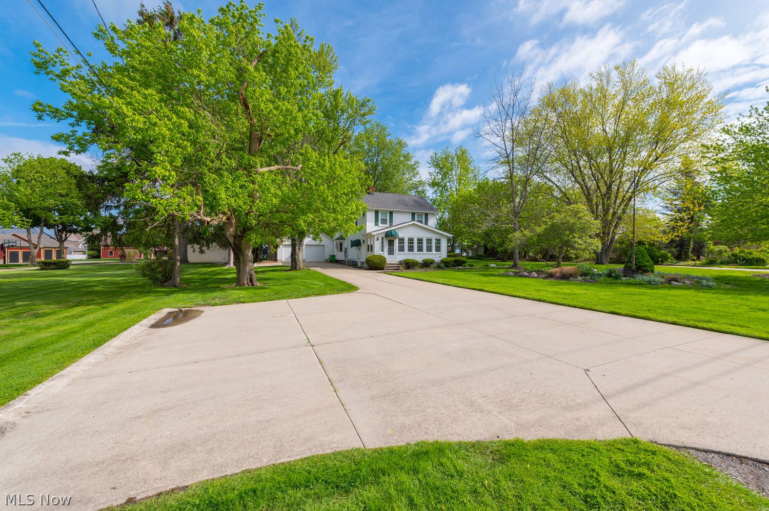 32530 Lake Road Avon Lake OH 44012