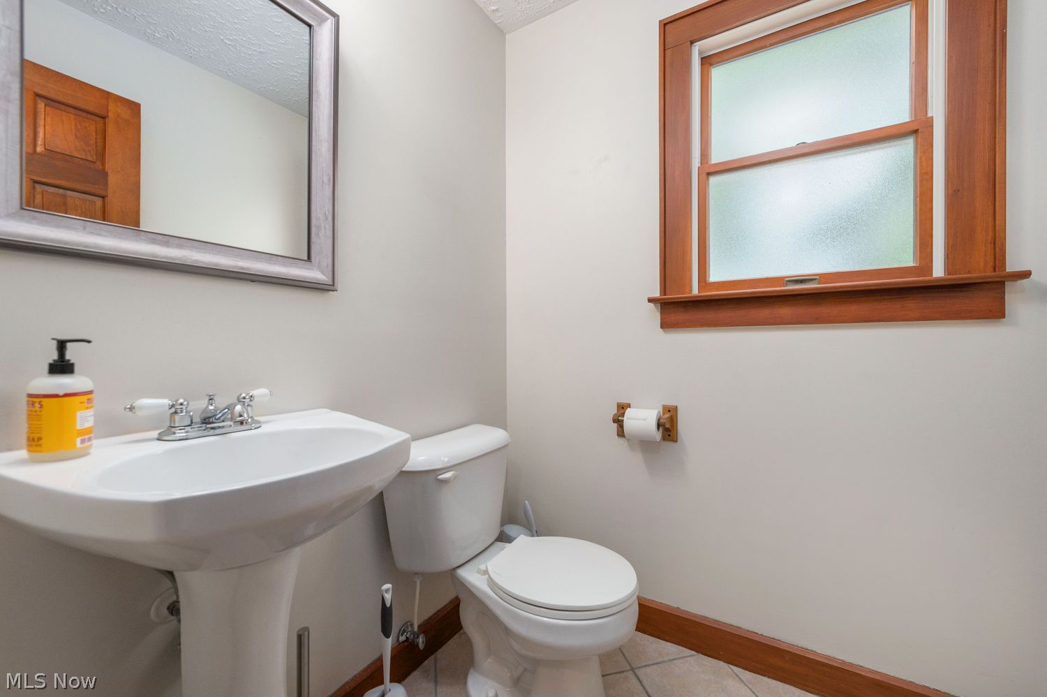 32530 Lake Road Avon Lake OH 44012