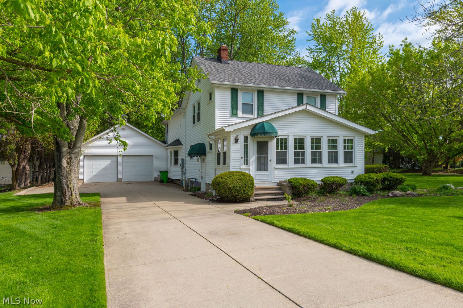 32530 Lake Road Avon Lake OH 44012