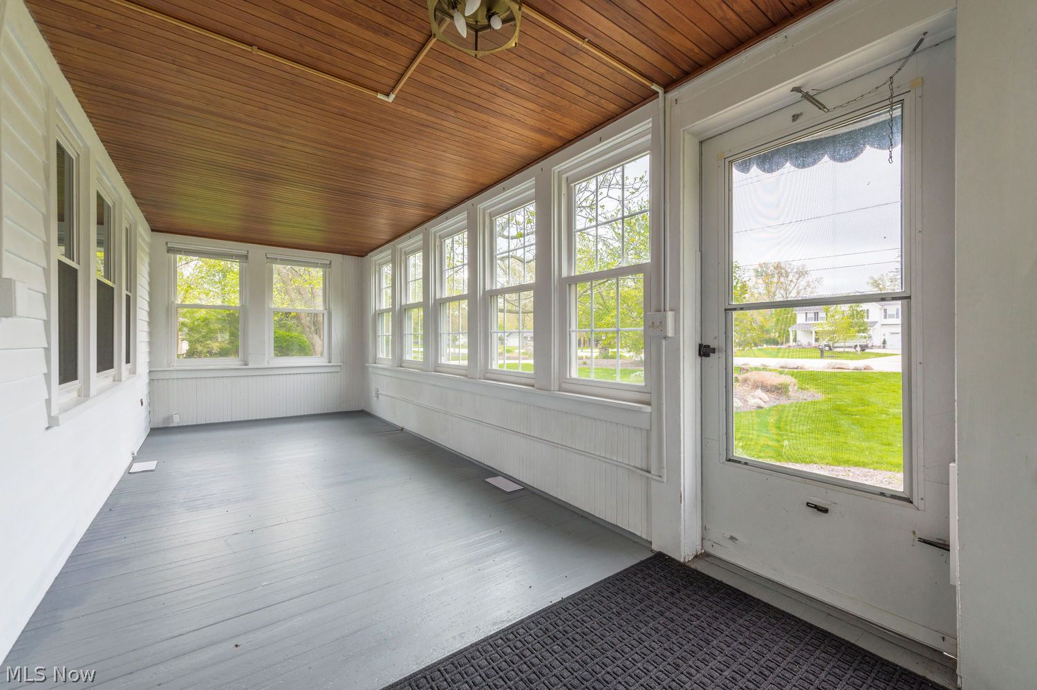 32530 Lake Road Avon Lake OH 44012