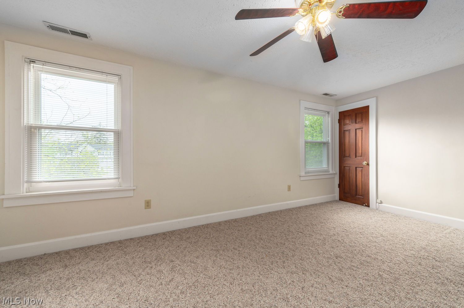 32530 Lake Road Avon Lake OH 44012