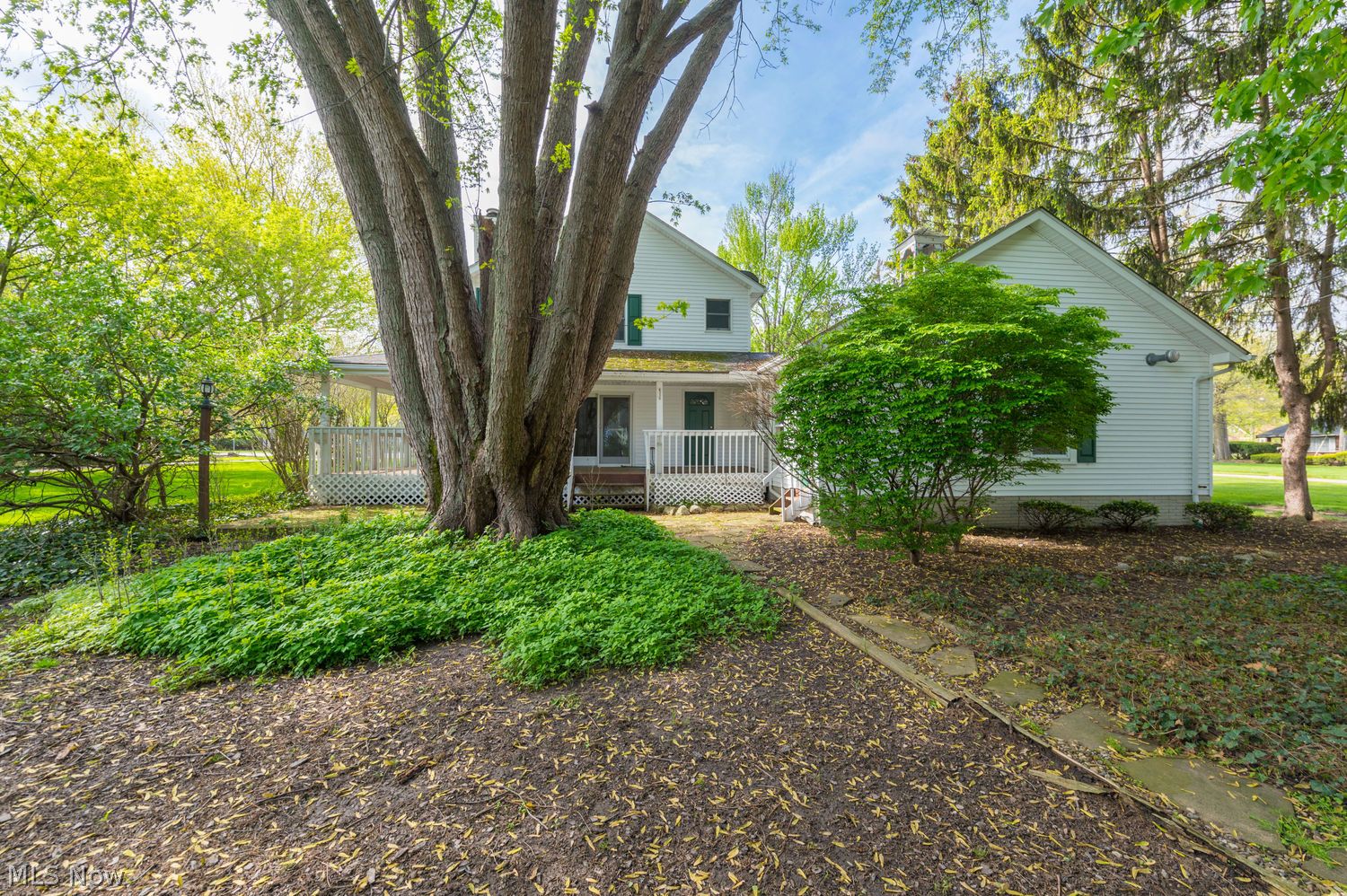 32530 Lake Road Avon Lake OH 44012