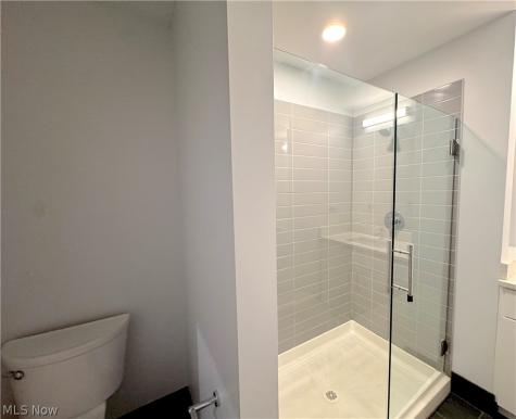 1587 E 31st Street Cleveland OH 44114